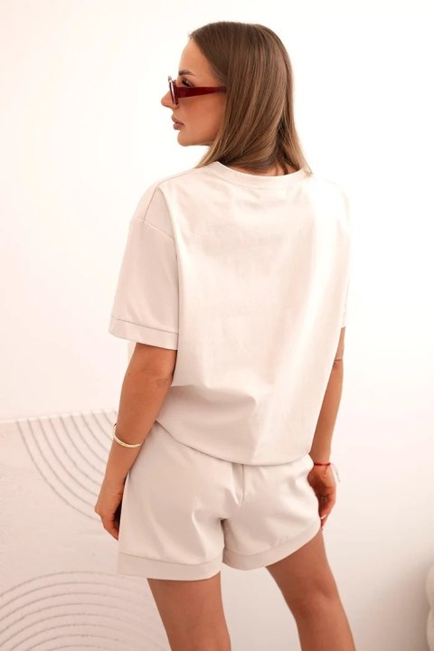 Komplet punto z krótkim rękawem i luźnymi szortami beżowy