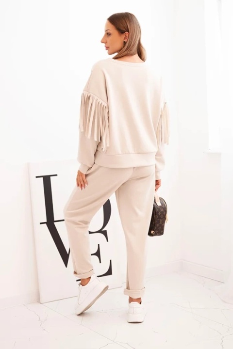 Komplet masełkowy z frędzlami na rękawach beżowy