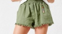 Spodenki jeansowe bawełniane z przywieszką khaki