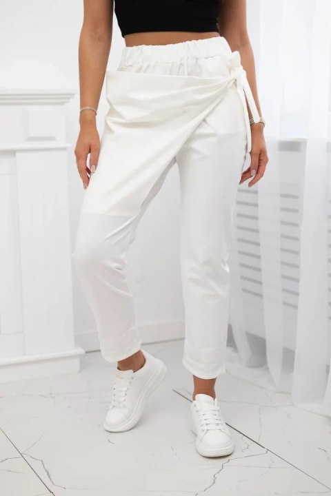 Spodnie wiązane z asymetrycznym przodem ecru